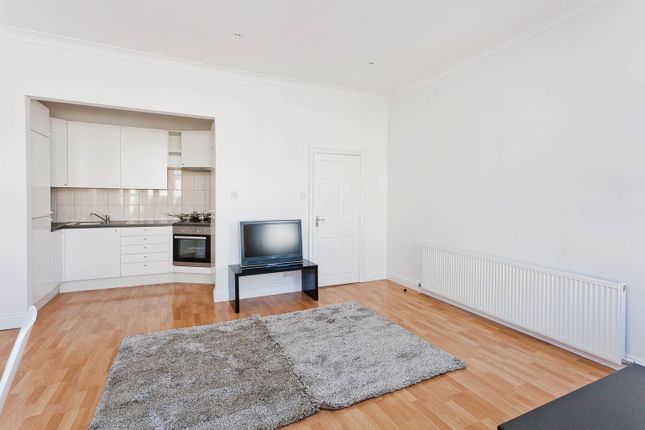 Thumbnail Room to rent in Priory Park Road, London