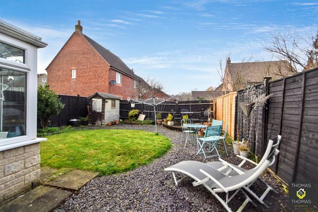 115, Wharfdale Way, Gloucester photo 4