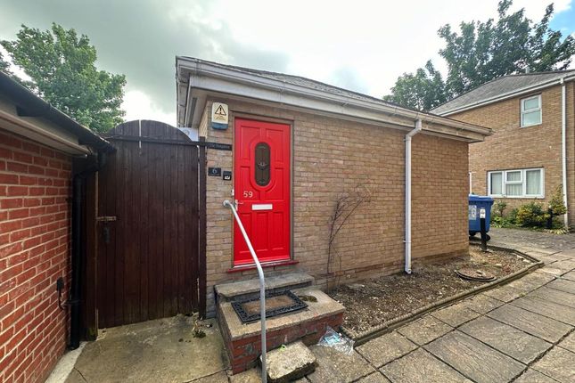 Thumbnail Bungalow to rent in James Street, Gillingham