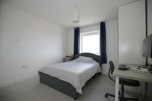 Flat for sale in Dean Court, Bolton