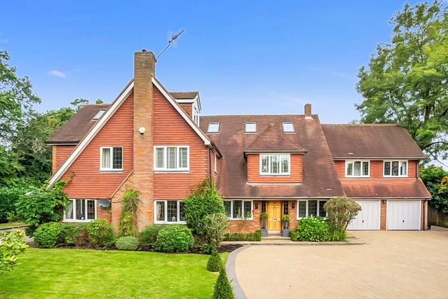 Thumbnail Detached house for sale in Church Road, Little Marlow, Marlow