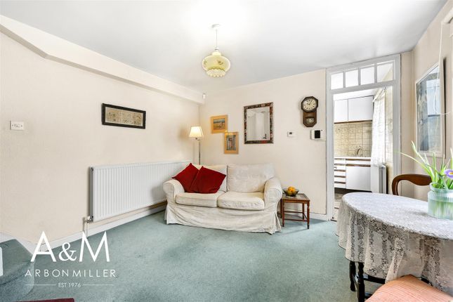 44, Tanners Lane, Barkingside photo 4