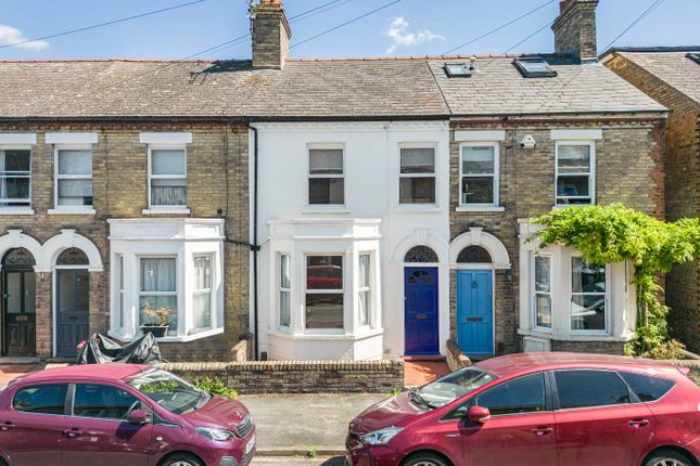 Terraced house for sale in Hemingford Road, Cambridge