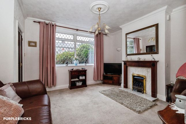 190, Boarshaw Road, Manchester photo 4