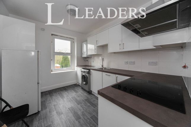 Flat 2, 25, High Street South, Bedfordshire photo 4
