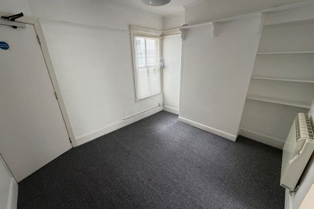 11 Rosewall Terrace, St. Ives photo 3