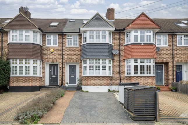 Thumbnail Terraced house for sale in Lincoln Avenue, Twickenham