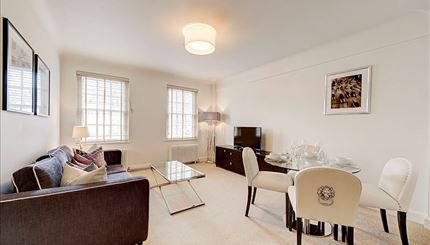 Flat to rent in Chelsea, South Kensingon, Pelham Court
