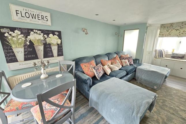 2, Ring Street, Sturminster Newton photo 3
