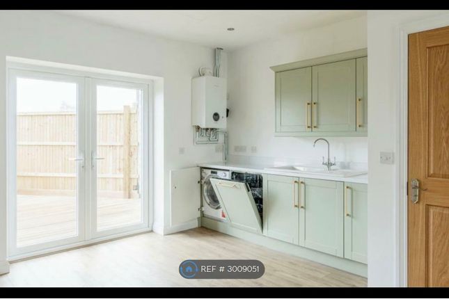A Hughenden Road, Horfield, Bristol photo 3