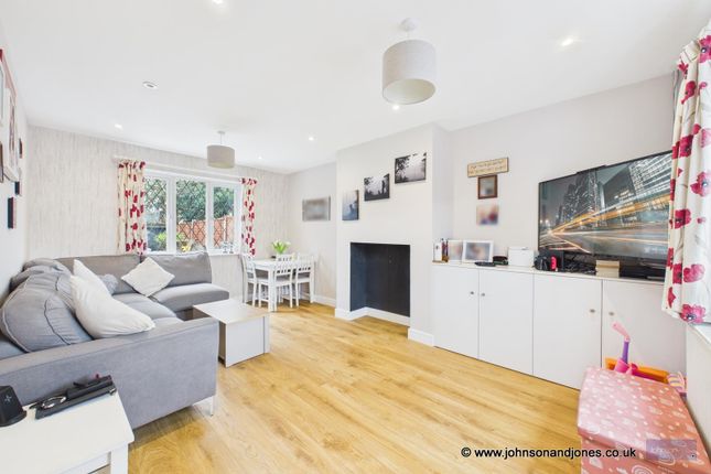 58, Pyrcroft Road, Chertsey photo 2