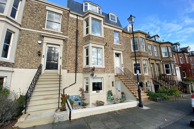 Flat to rent in Northumberland Terrace, Tynemouth, North Shields