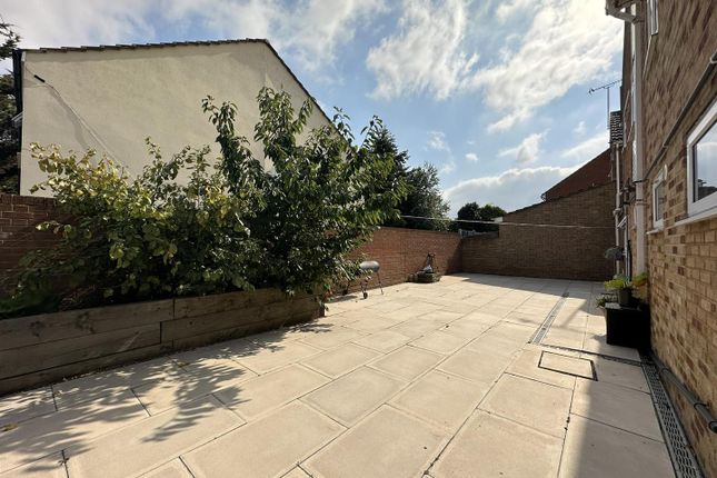 Pentland, Grosvenor Road, Grays photo 3