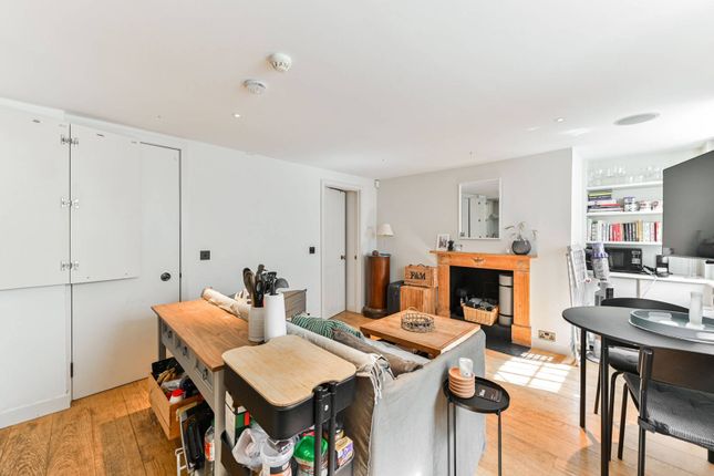 Flat to rent in Cowley Street, Westminster, London