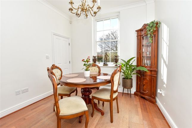 Tarragon Road, Maidstone photo 3