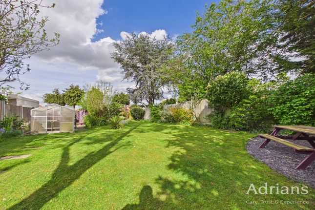 2, Fraser Close, Chelmsford photo 4