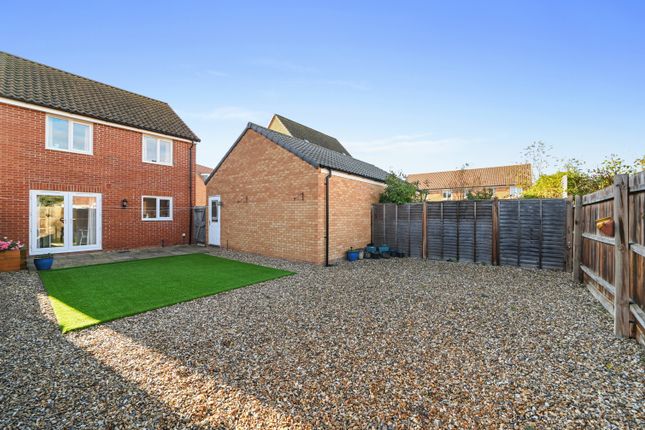 10, Mallard Way, Newmarket photo 4