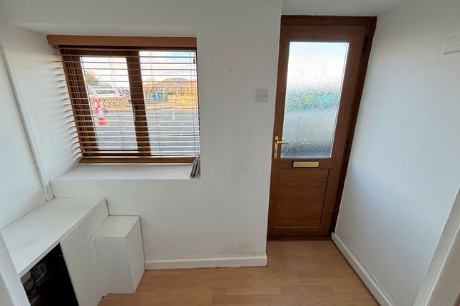 16, Maengwyn Street, Tywyn photo 4