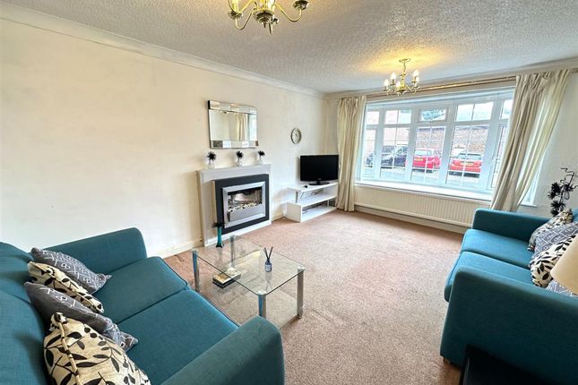 32 Springfield, Scarborough photo 3