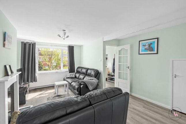 45, Oathills Drive, Tarporley photo 2