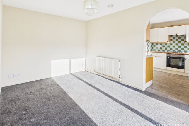 15, Worcester Road, HATFIELD photo 2