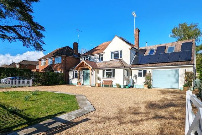 Detached house to rent in The Oaks, West Byfleet