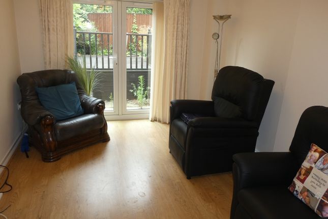 11, Royston Court, Waunceirch photo 2
