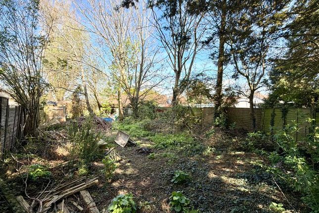 10, Furnham Road, Chard photo 3