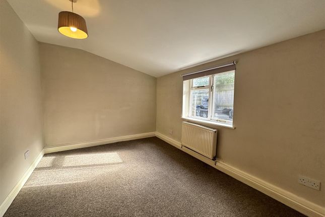 Thumbnail Flat to rent in Gloucester Road, Horfield, Bristol