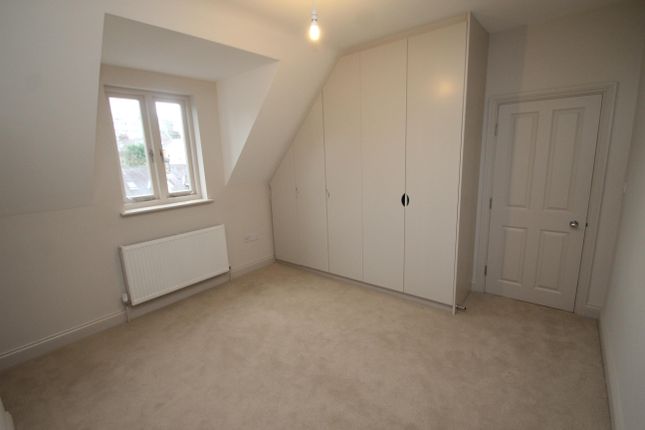Flat 4, 4, St. Marys Walk, Harrogate photo 4