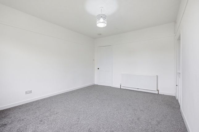 4 Bull Road, Glasgow photo 3
