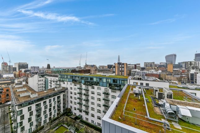 Flat for sale in Perilla House, Goodman's Fields, Aldgate