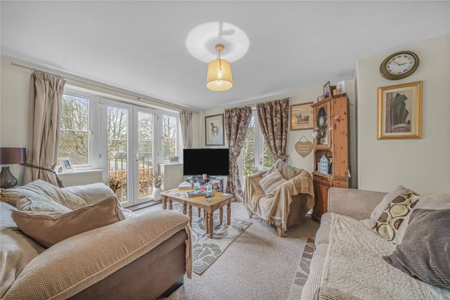 16 Boleyn Court,, Tudor Way, Woking photo 4