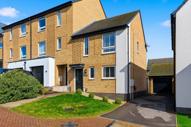 3-bed house on 11, Vickers Close, Nottingham, £270,000