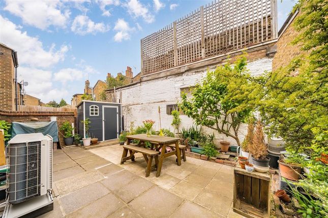 12, Castle Road, London photo 4