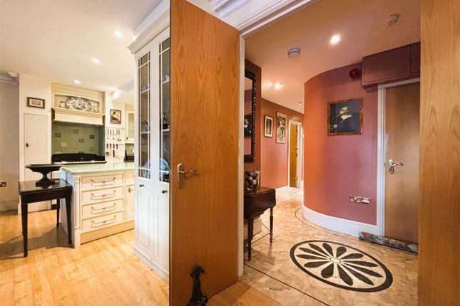 Apartment 9, 16, Castle Street, Ludlow photo 4