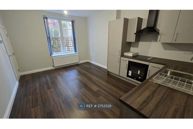Flat, Eastwood Lodge Stanhope Avenue, Woodhall Spa photo 2