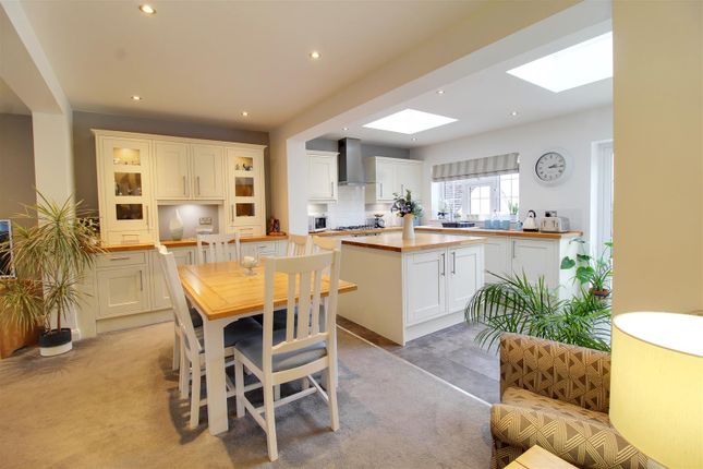 6, Park Road, Northaw photo 2