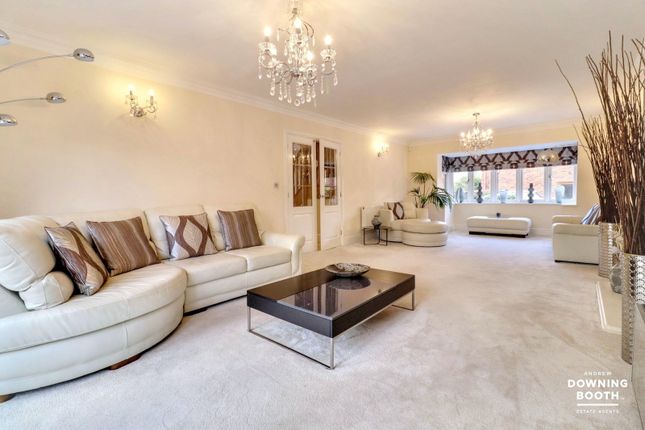 2, Clayton Drive, Lichfield photo 3