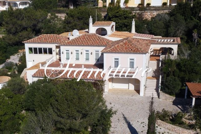 Villa for sale in Santa Bárbara De Nexe, Faro, Pt