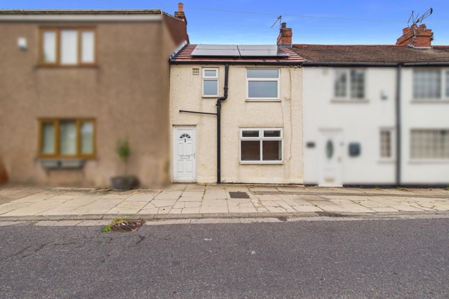 2-bed house on 1 Lea Cottages, Doncaster Road, Goole, £135,000