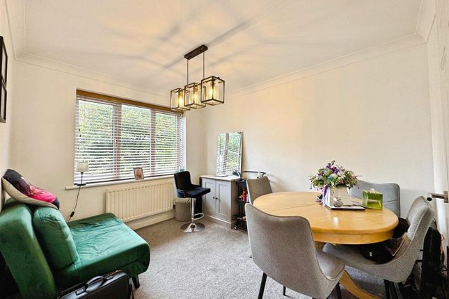 35, Woolpitch Wood, Chepstow photo 3