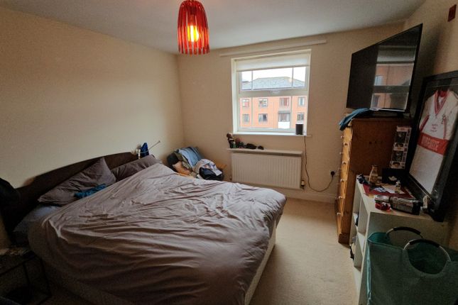 Flat to rent in Apartment 5, 16 St Georges Lane North