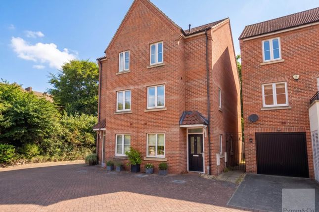 4-bed house on 30 Brazen Gate, Norwich, Norwich, £1,650/mo