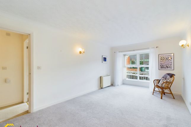 Flat for sale in Spiceball Park Road, Banbury