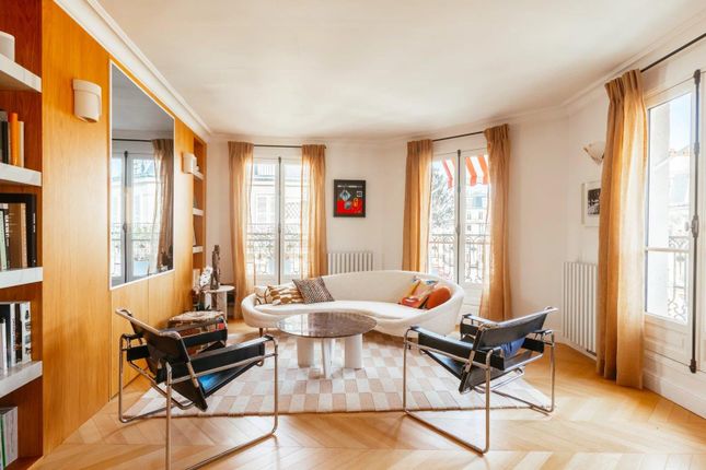 Thumbnail Apartment for sale in 5th Arrondissement, Paris, Île-De-France, France