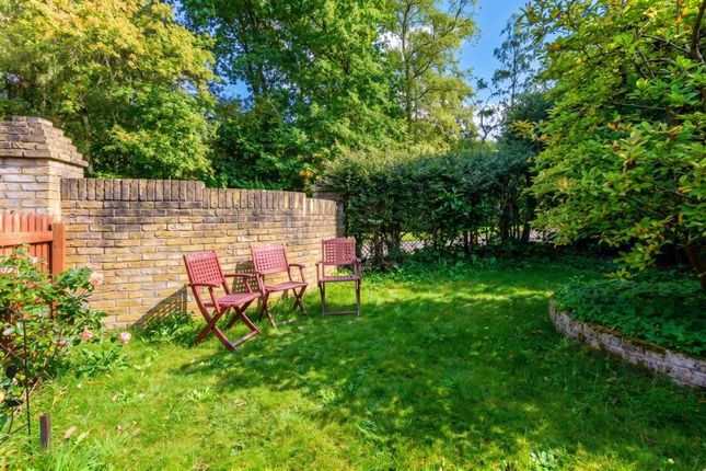 The Annexe Little Melrose, Westwood Road, Surrey photo 2