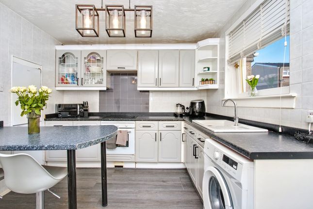 233, Mossvale Road, Glasgow photo 3
