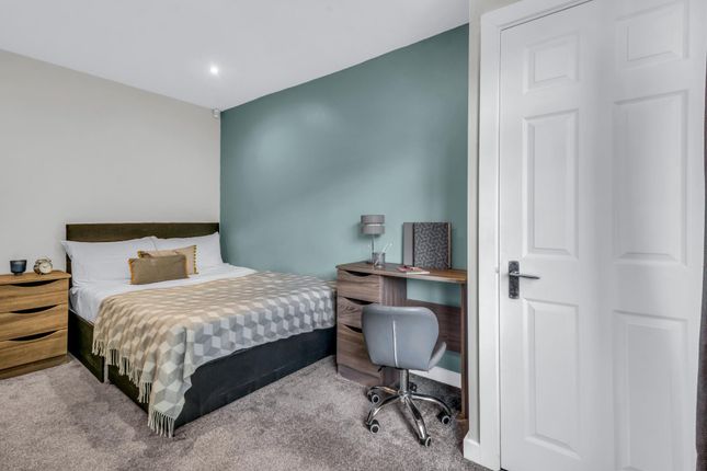 10, ST ANNES DRIVE, Leeds photo 4