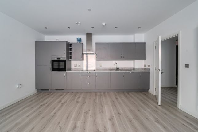 16 Frogley Park, Barking Riverside photo 2